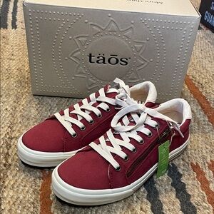 Taos Z Soul Red Canvas Sneakers NIB